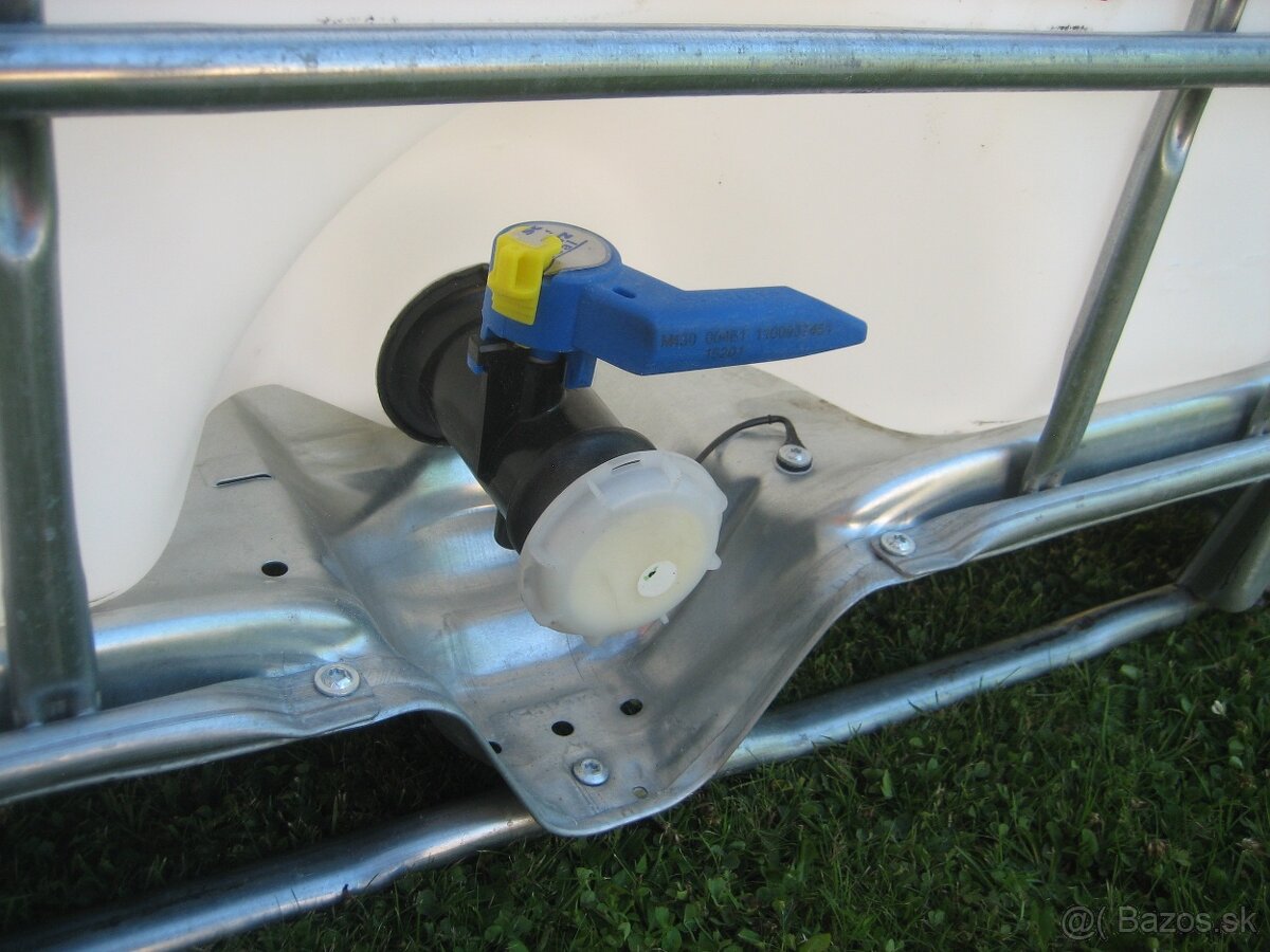 Predám IBC 1000l kontajner - 5
