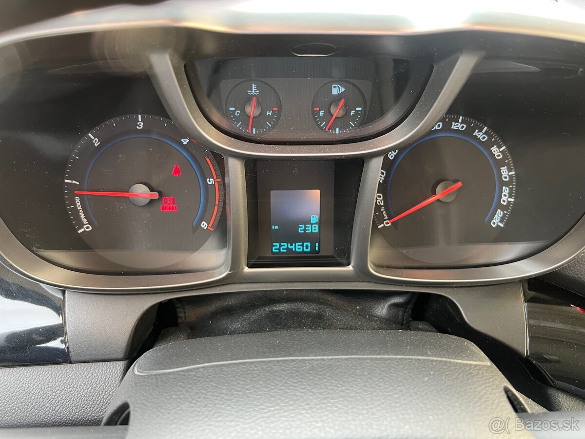 Chevrolet Orlando - 5