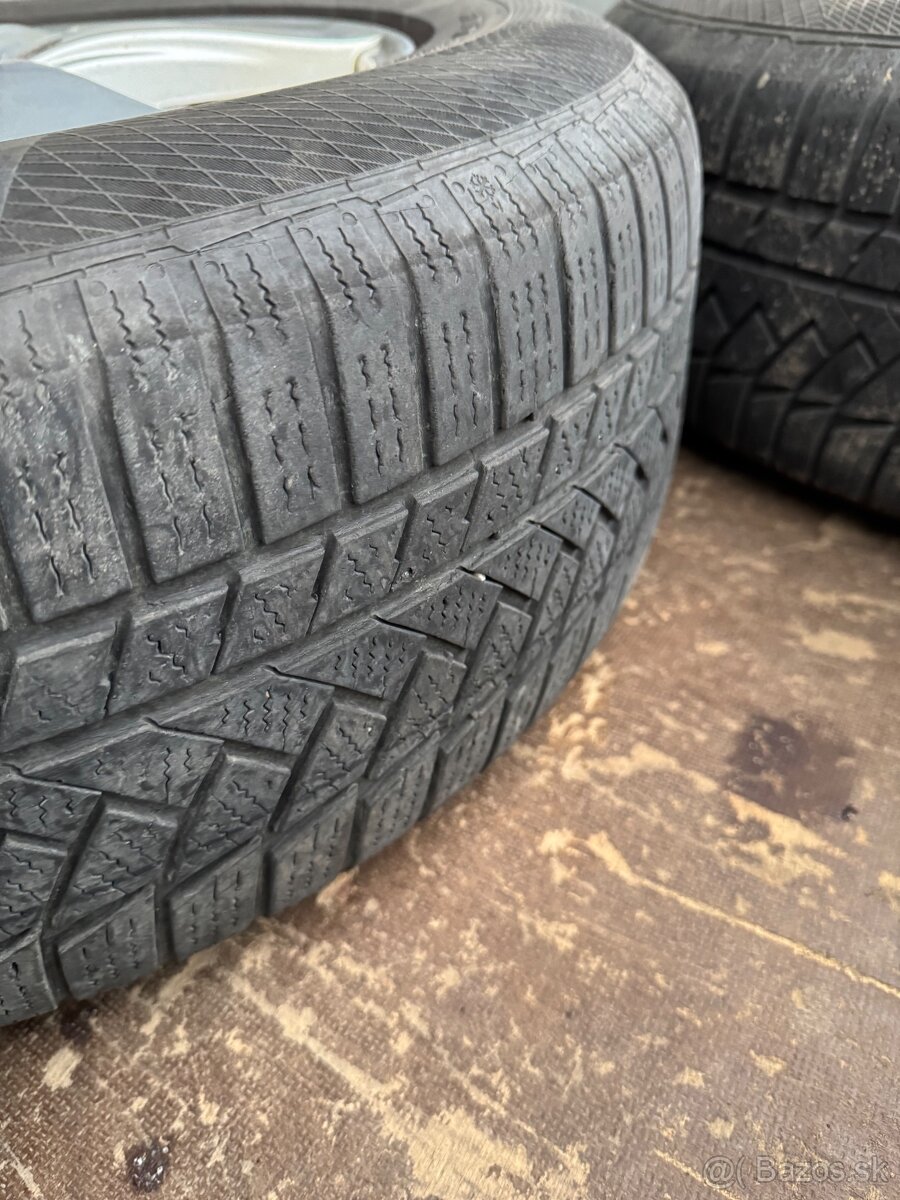 Dezent disky R16 7J ET35 so zimnými pneu Continental - 5