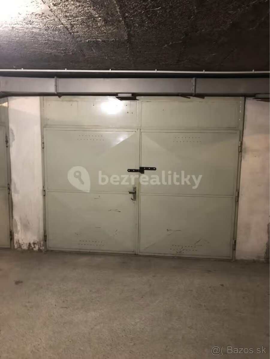 Garáž krytá súkromná Tehelná ulica, cca 20m2 - 5