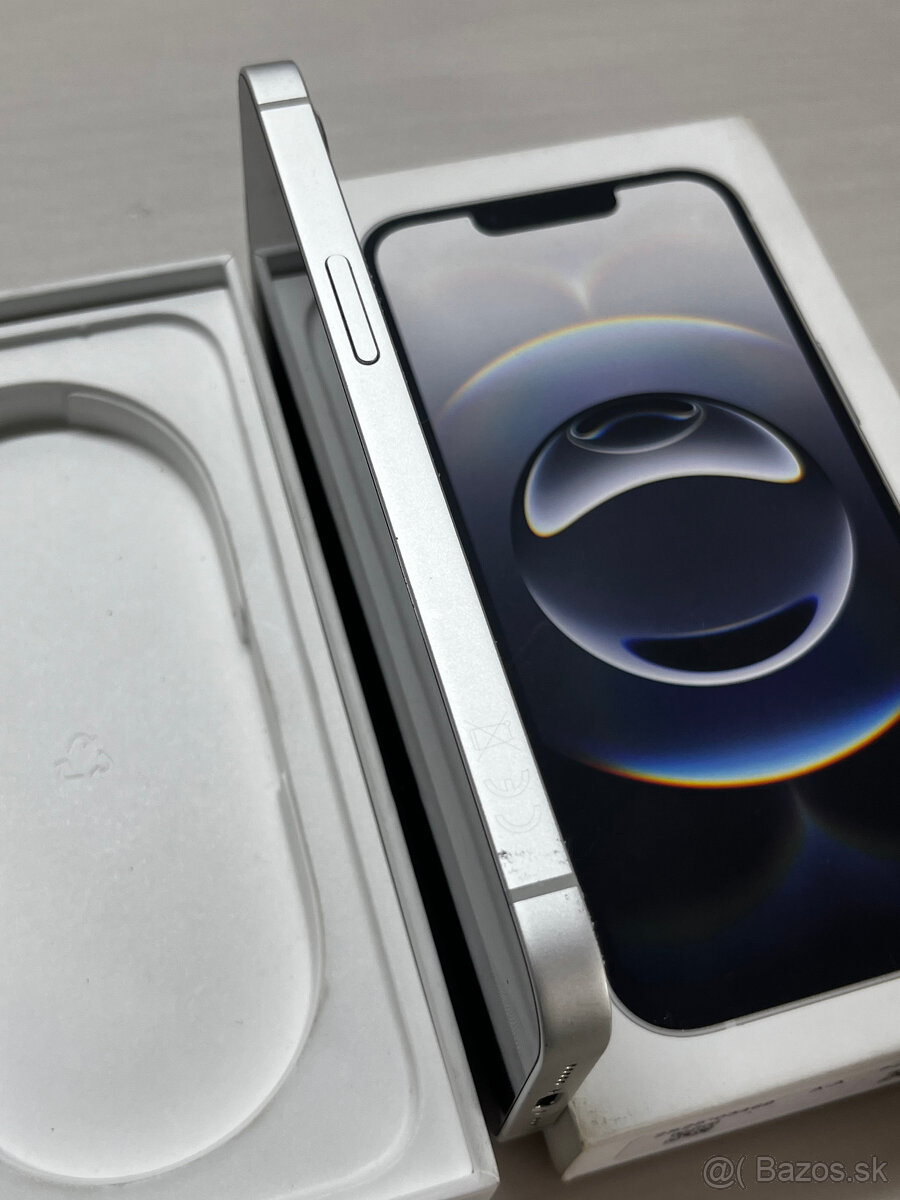 iPhone 16e 256GB 100% baterka - 5