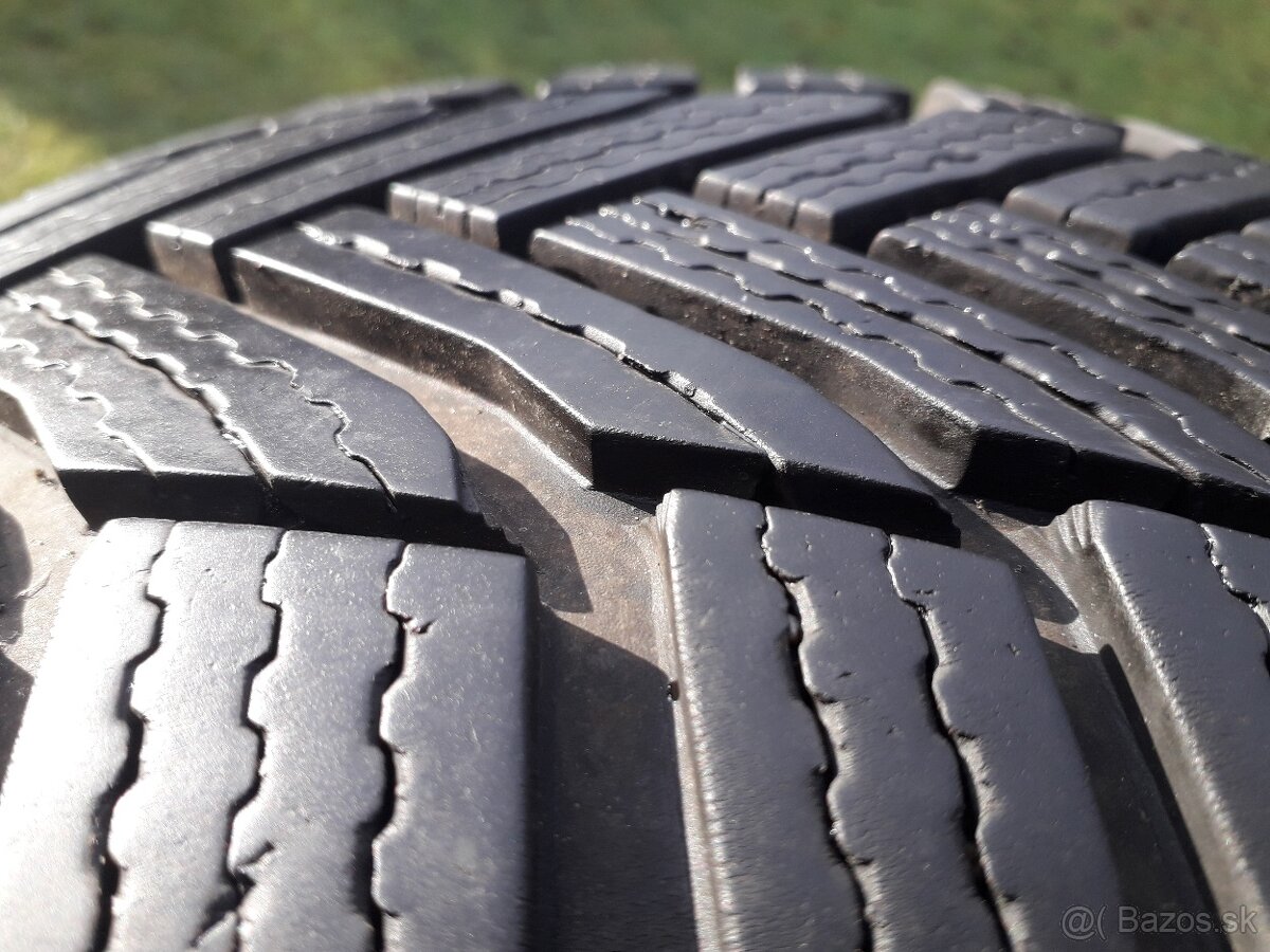 215/60 r16 zimne pneumatiky - 5
