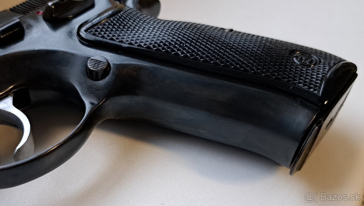 CZ 75 rv.1986 - 5