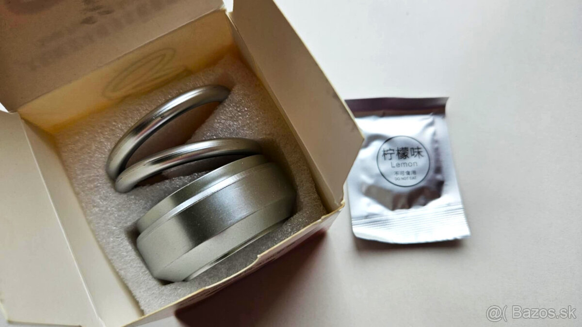 Doplnky do auta: Solárny difuzér, protišmyková podložka, pla - 5