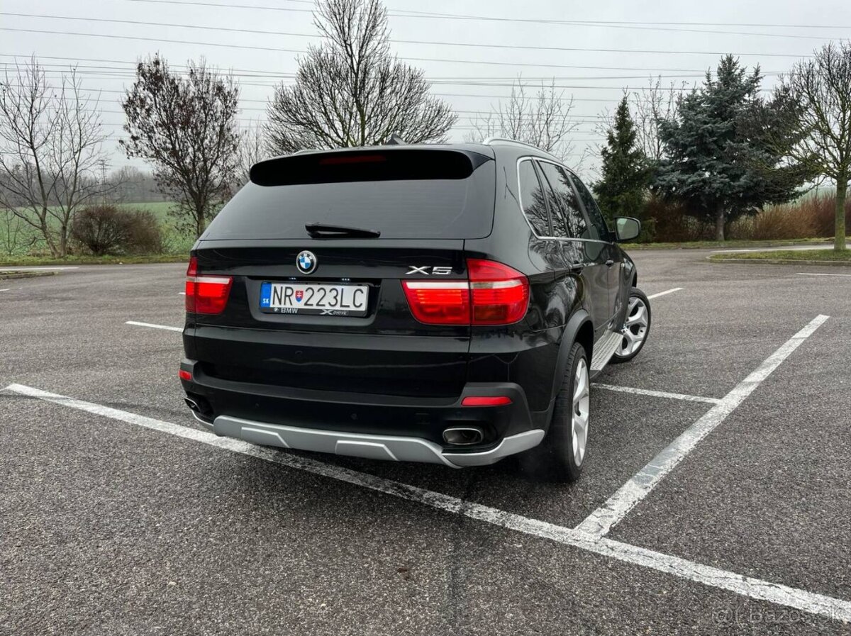 BMW X5 e70 4.8i - 5