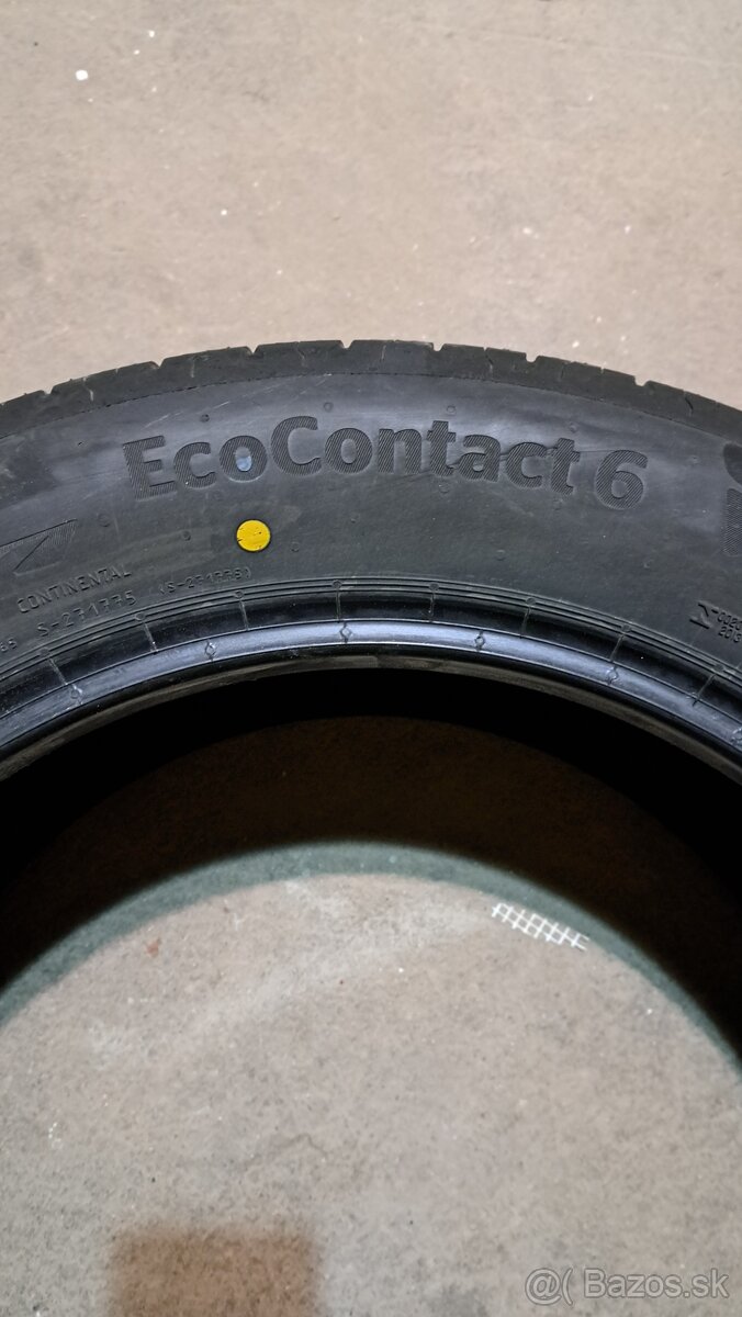 Predám letné pneumatiky 215/55/R17 - 5