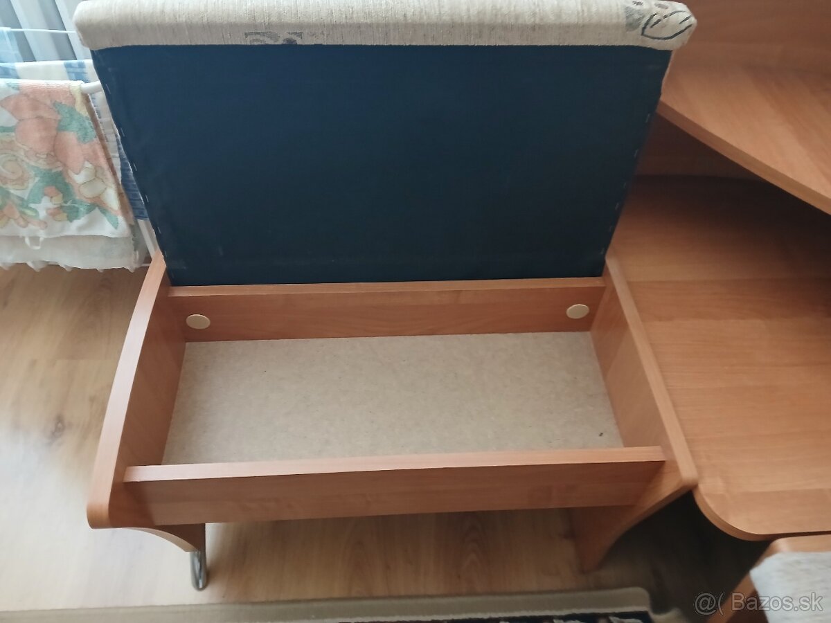 Kuchynská rohová lavica - 5