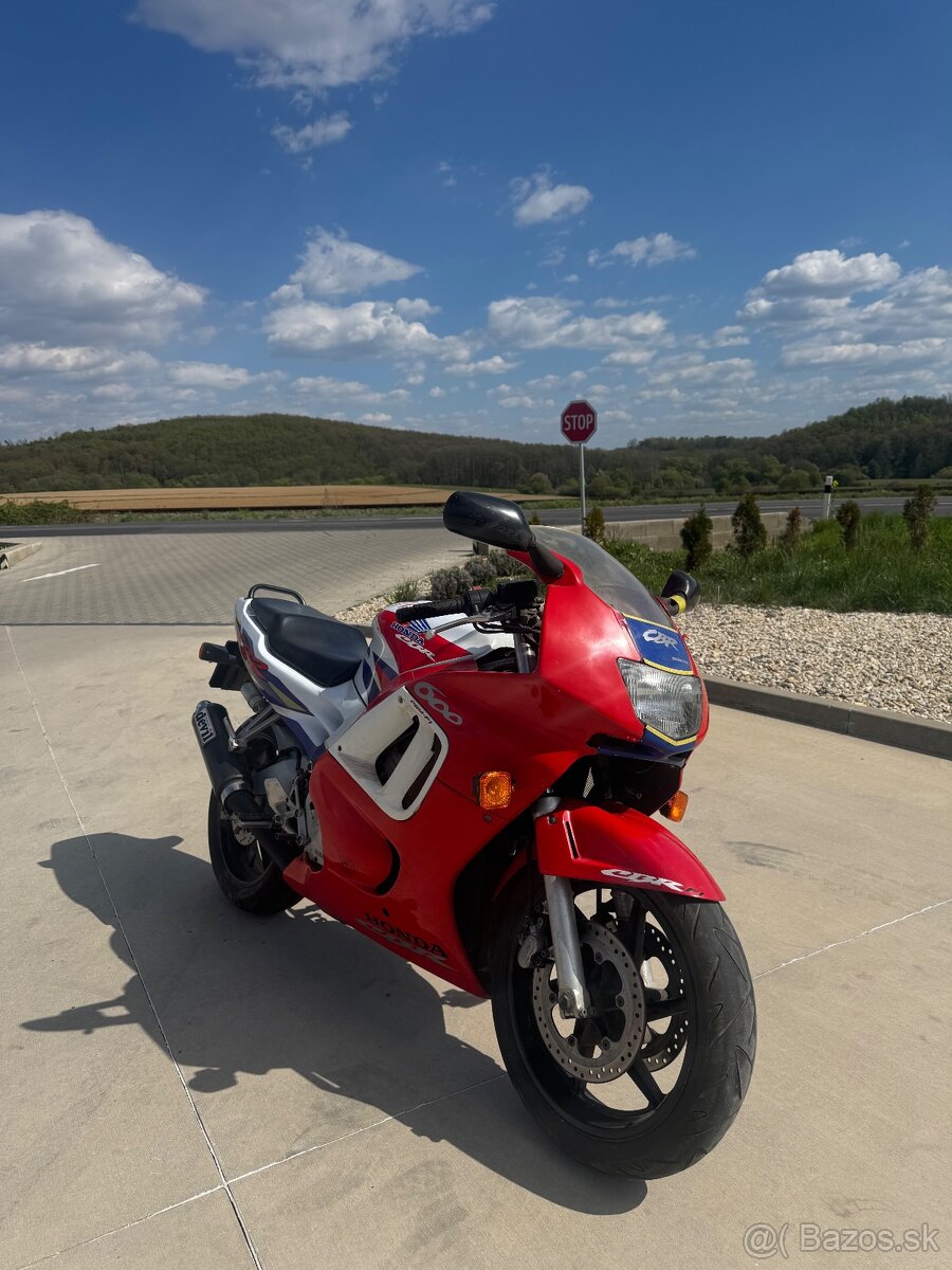 Honda CBR 600F - 5