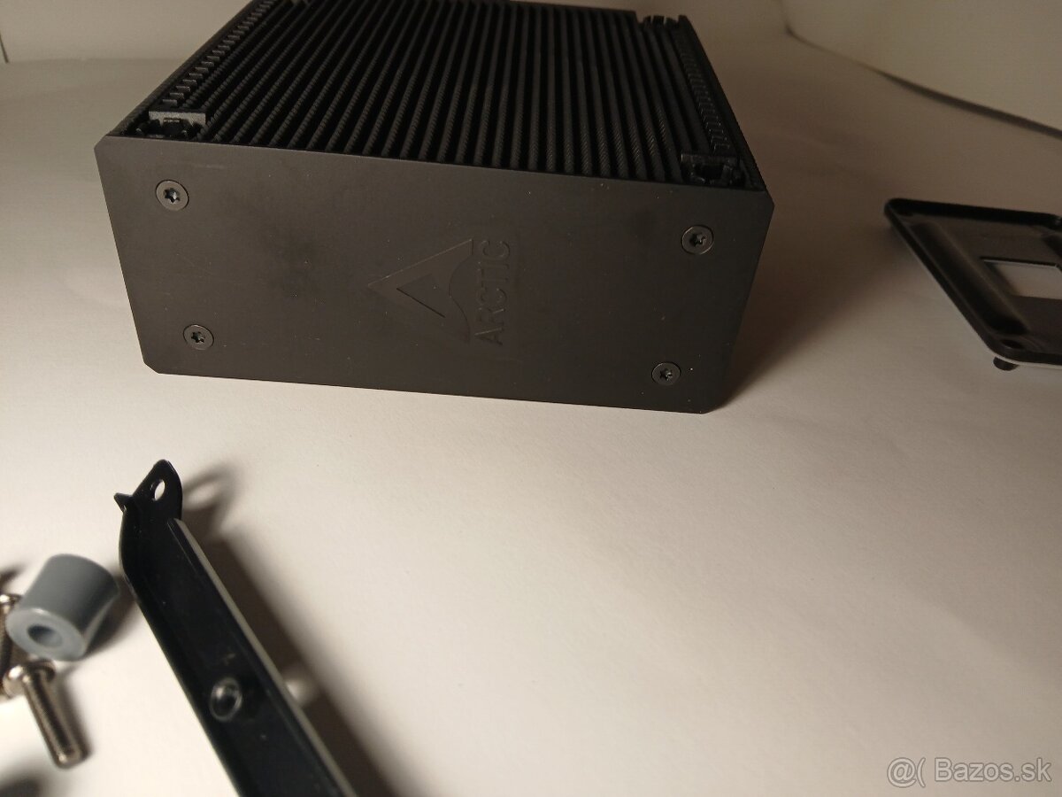 Predám Chladič na procesor ARCTIC Freezer 36 Black - 5