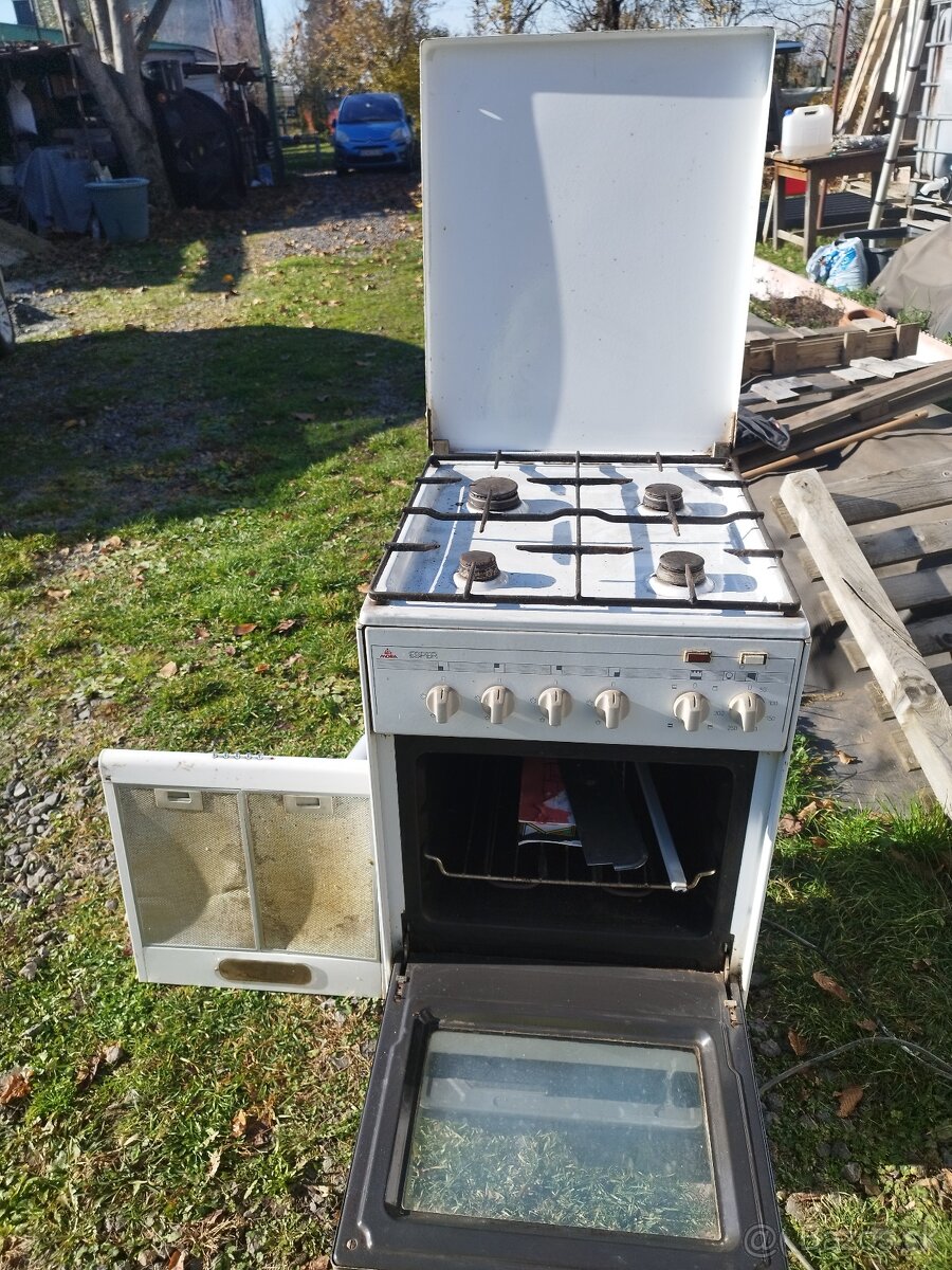 Predám sporák s digestorom - 5