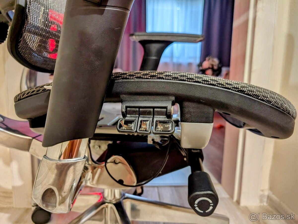 Predám luxusnú kancelársku stoličku Mosh Airflow 801 - 5