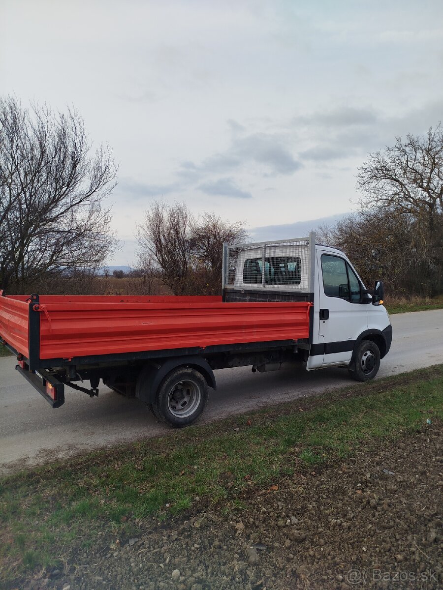 Predám IVECO DAILY 35 C 15 vyklápač do 3,5T - 5