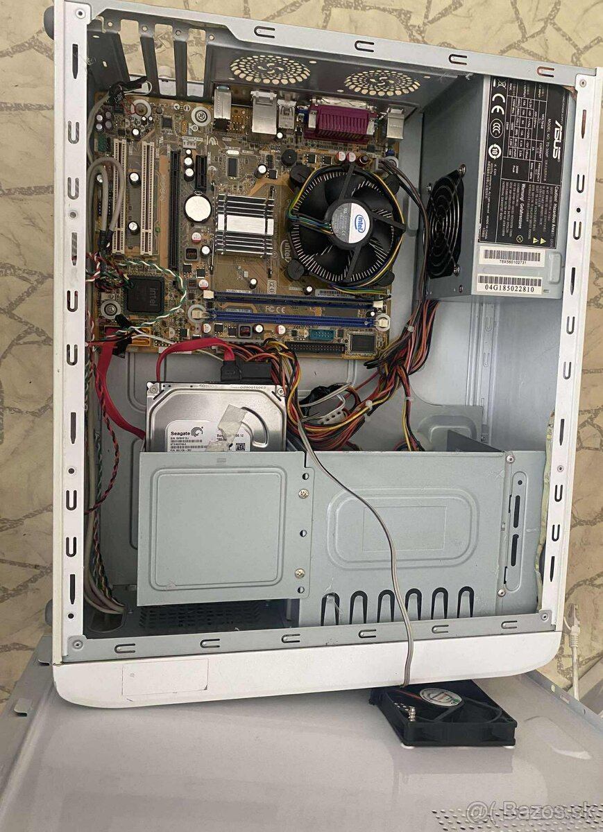 Predám kancelárski pc 4 jadro 1 gb ram treba si zohnat 160 g - 5