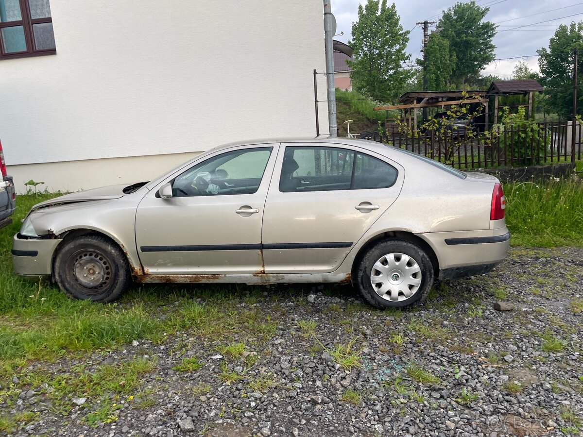 Rozpredam Škoda Octavia 2 - 5