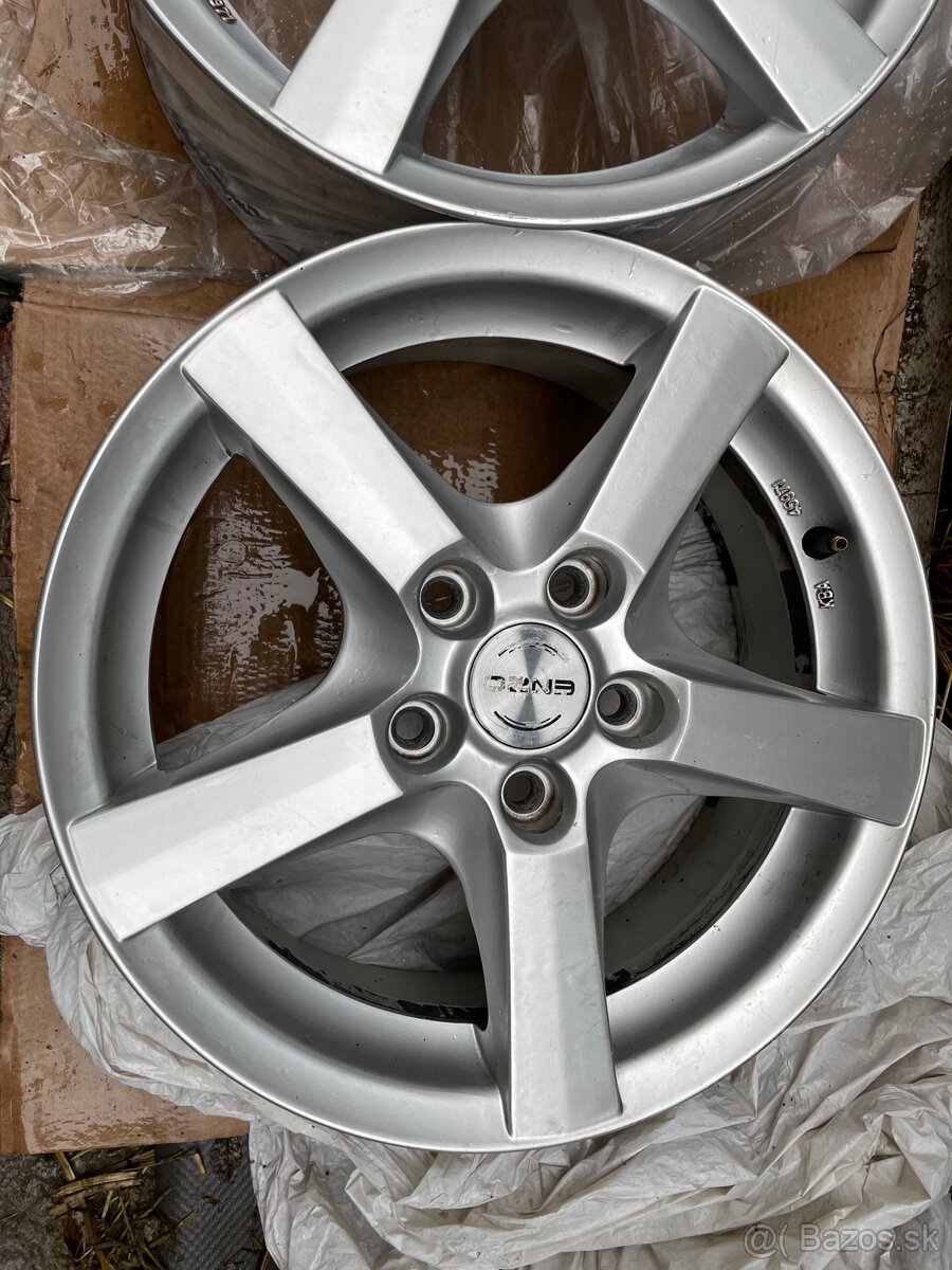 Disky Enzo R16 5x114,3 6,5J ET45 stred otvor 56,1 - 5