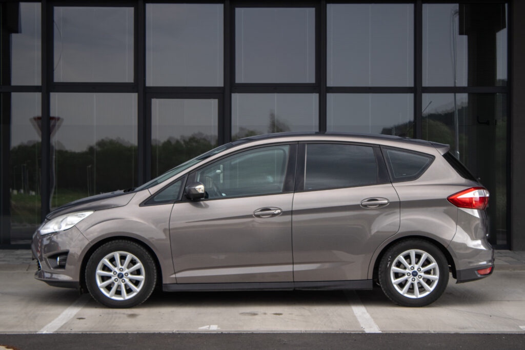 Ford C‑Max 1.6 TDCi 115 k Titanium, r. v. 2012 - 5