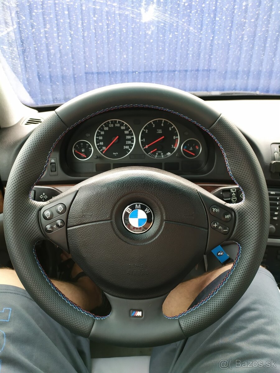 BMW E39 530i touring manuál - 5