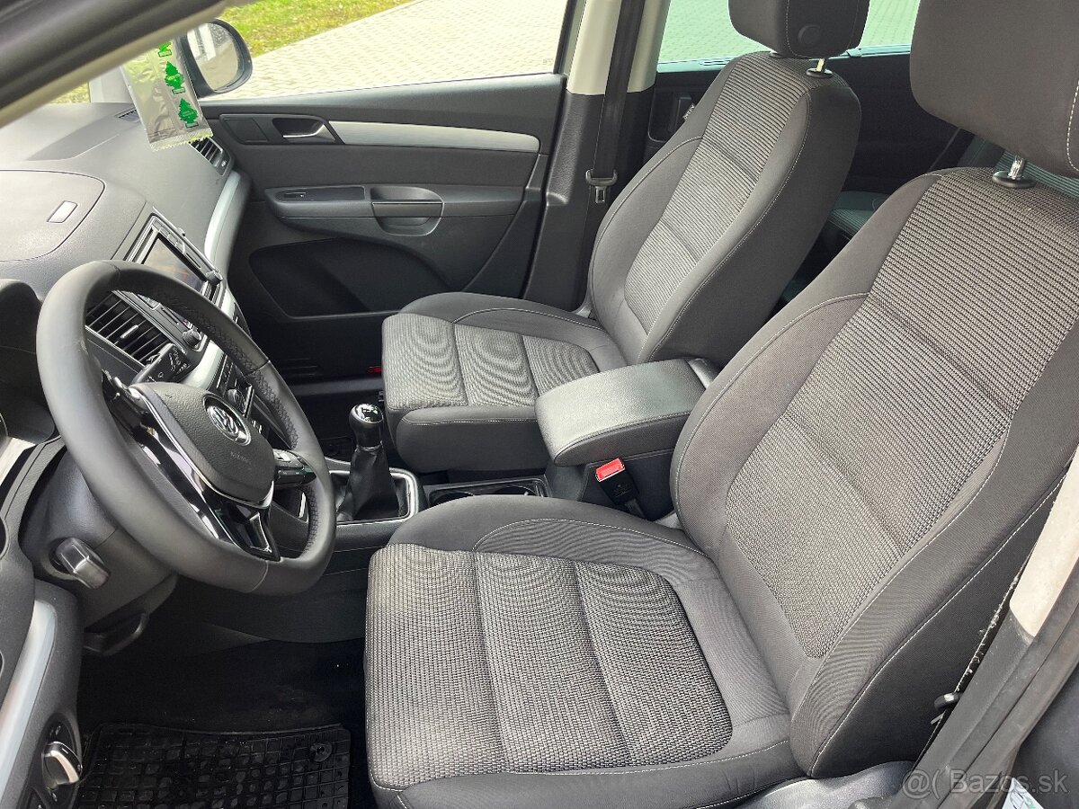 Predám Volkswagen Sharan 2.0 TDi 7 miestny Facelift - 5