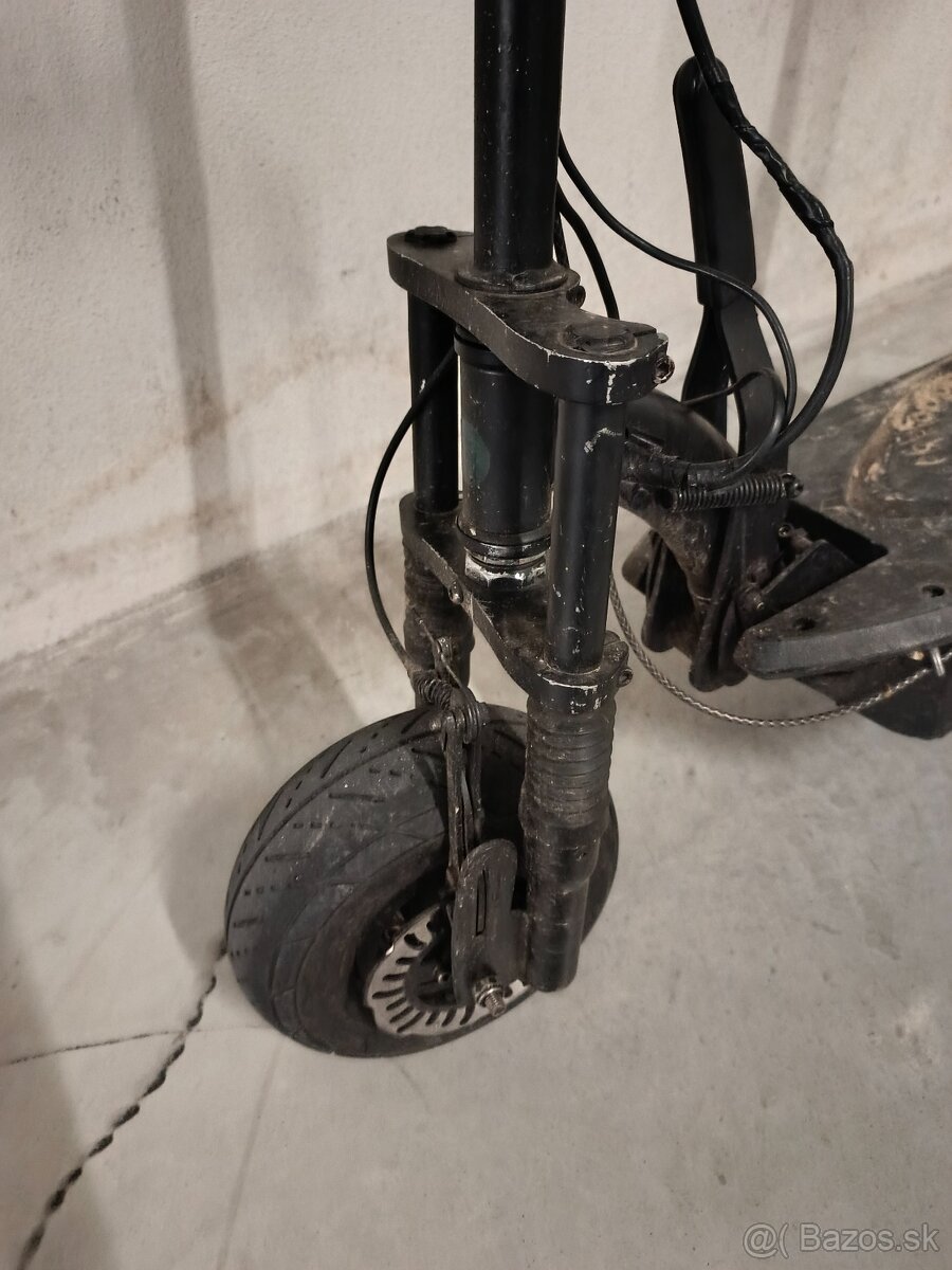 Elektrická kolobežka - 5