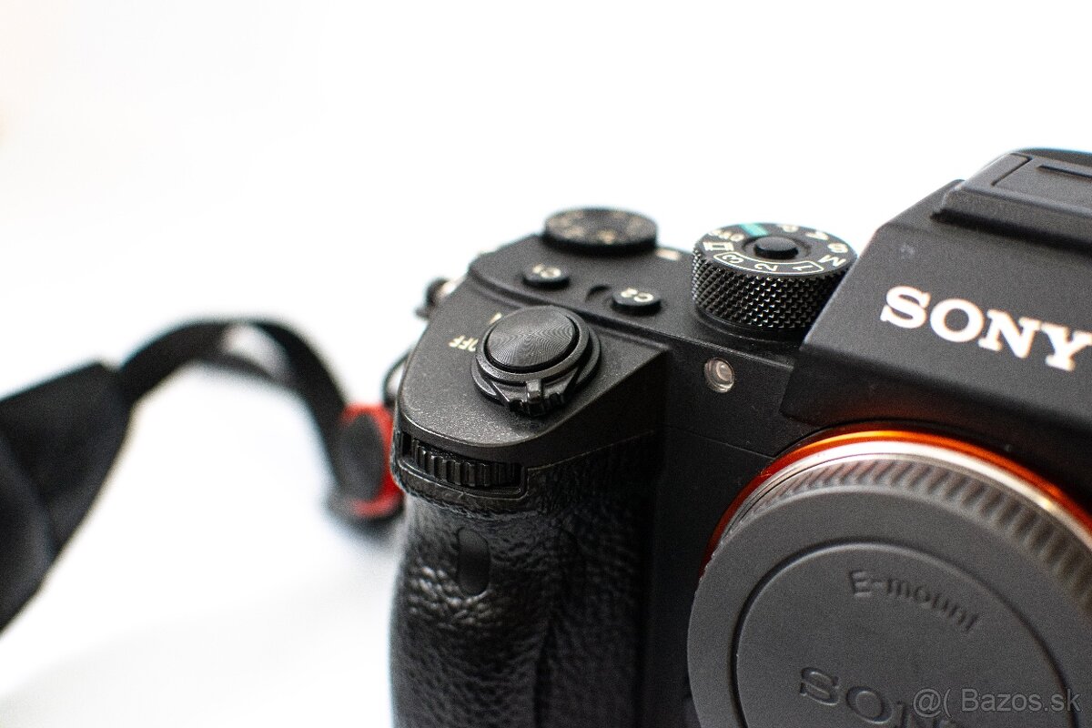 ✅Sony A7R III – málo používaný - 5