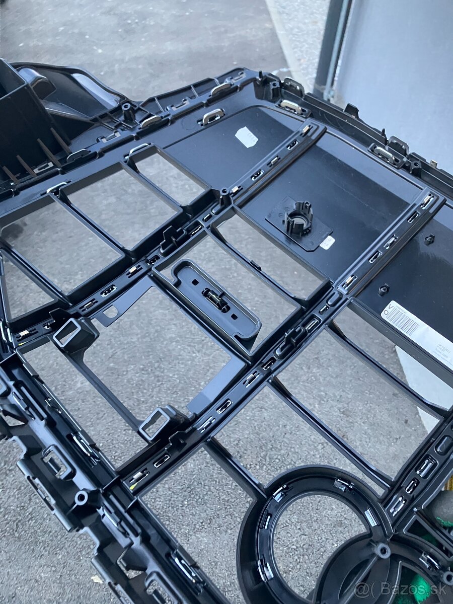 maska mrizka grill audi q7 19- chrom sq7 - 5