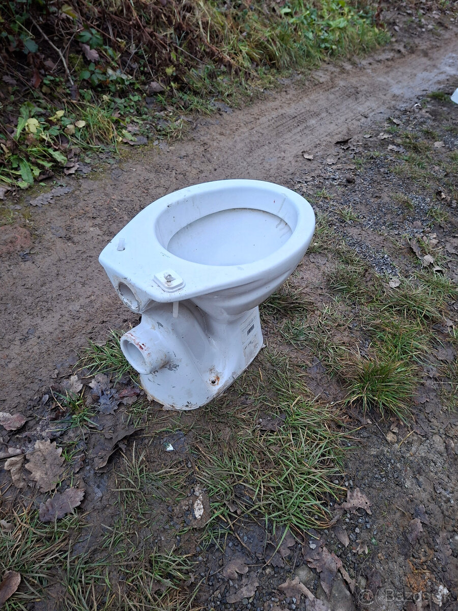 PREDAM WC,ZACHODOVA MISA - 5