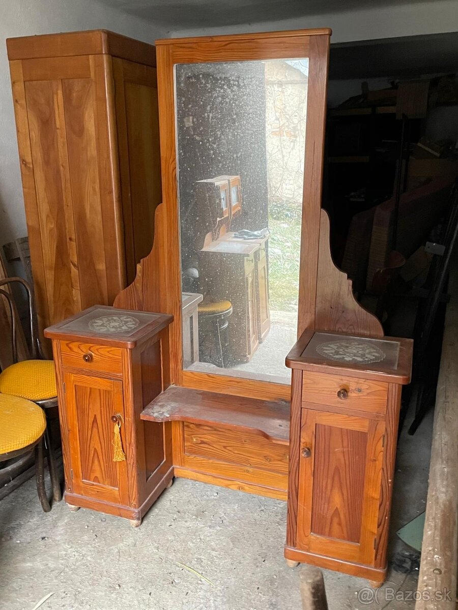 Starožitný nábytok - 5