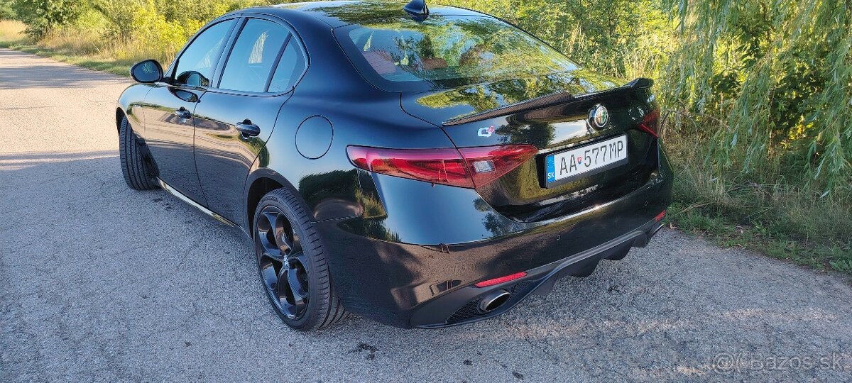 Alfa romeo giulia 2.0 turbo q4 206kw - 5