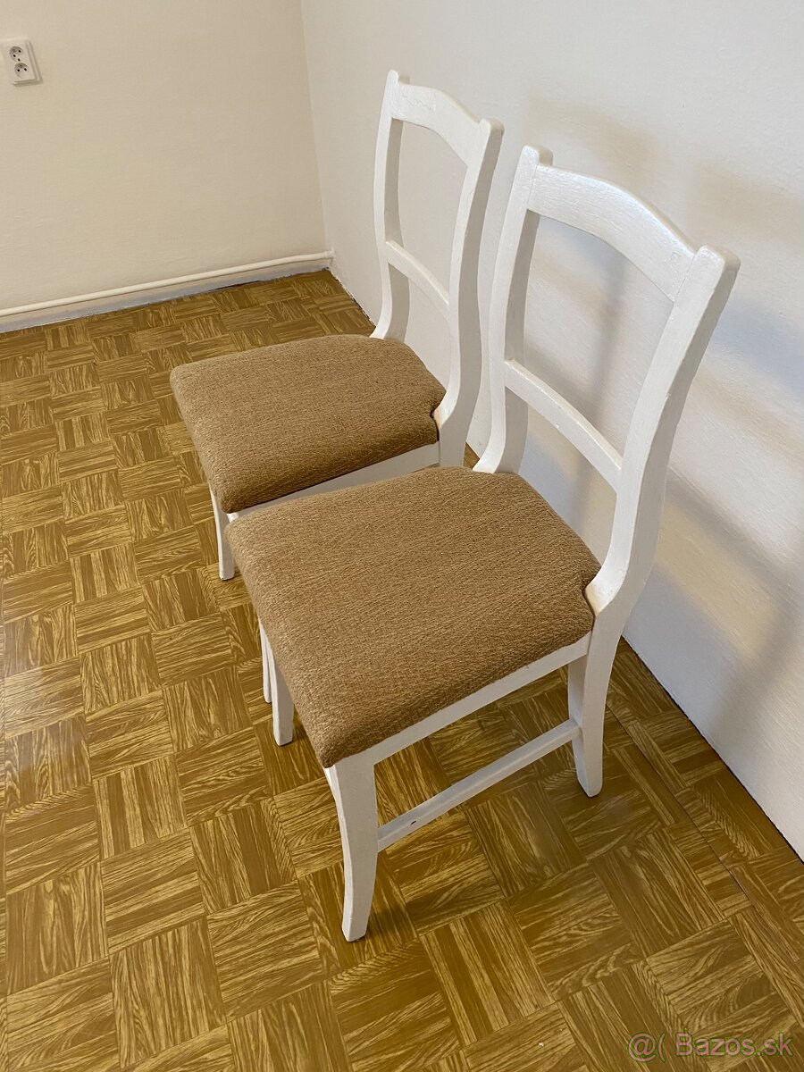 Dve masívne dubové stoličky - 5