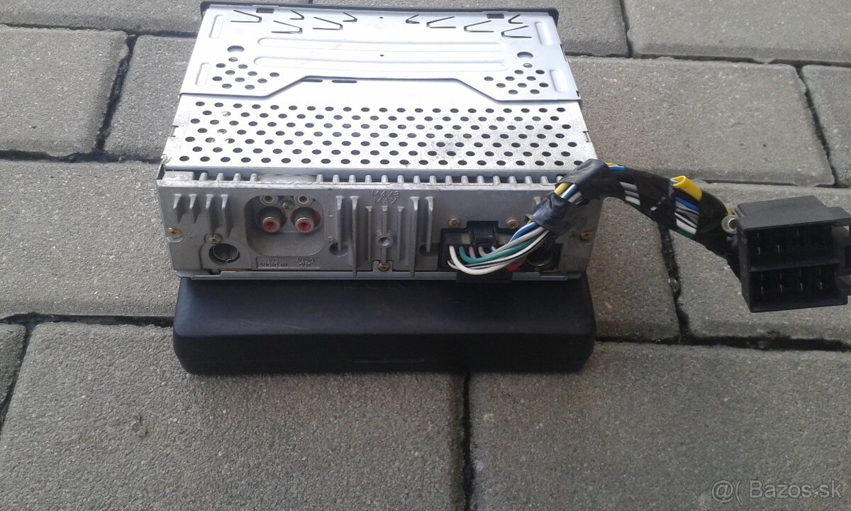 Autorádiá Sencor,Sony,Pioneer a mikrofón - 5