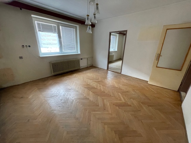 ZĽAVA Rodinný dom Banka pri Piešťanoch so záhradou - 5