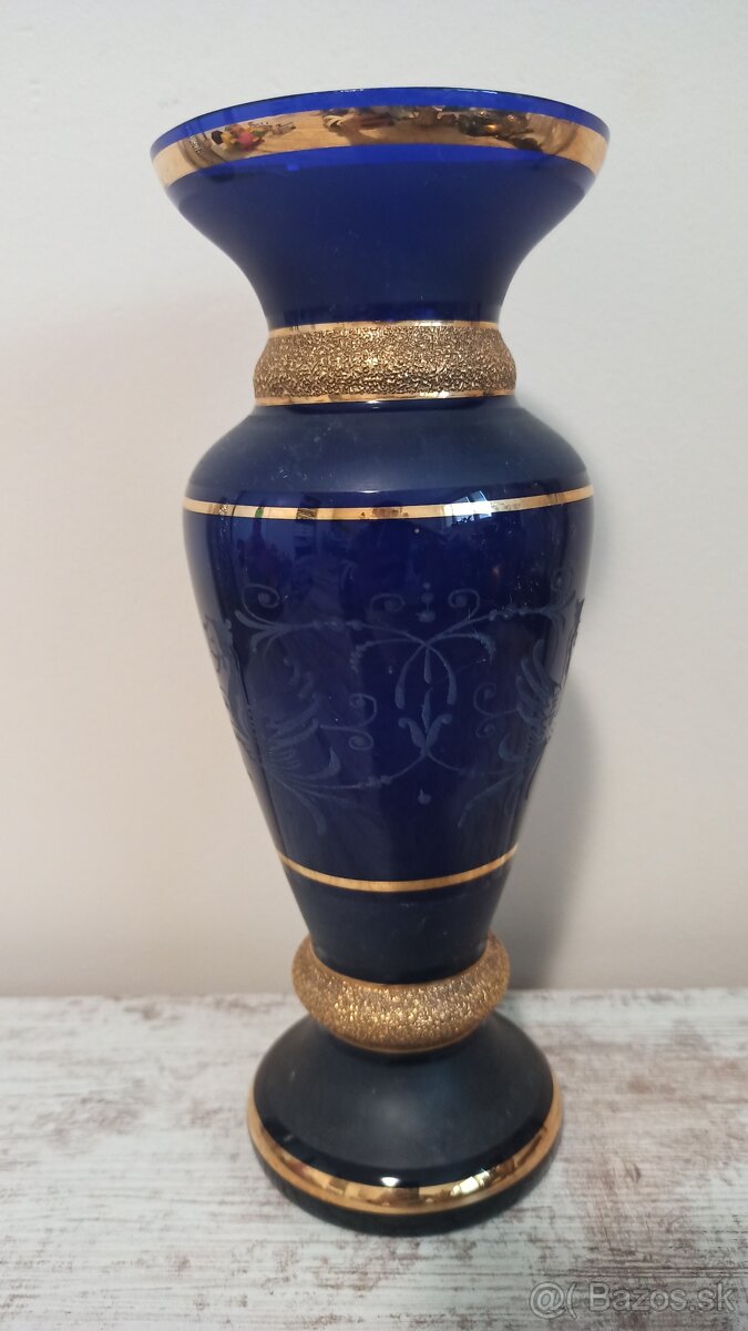 Starožitnosti -vazy,knihy, fotoaparát - 5