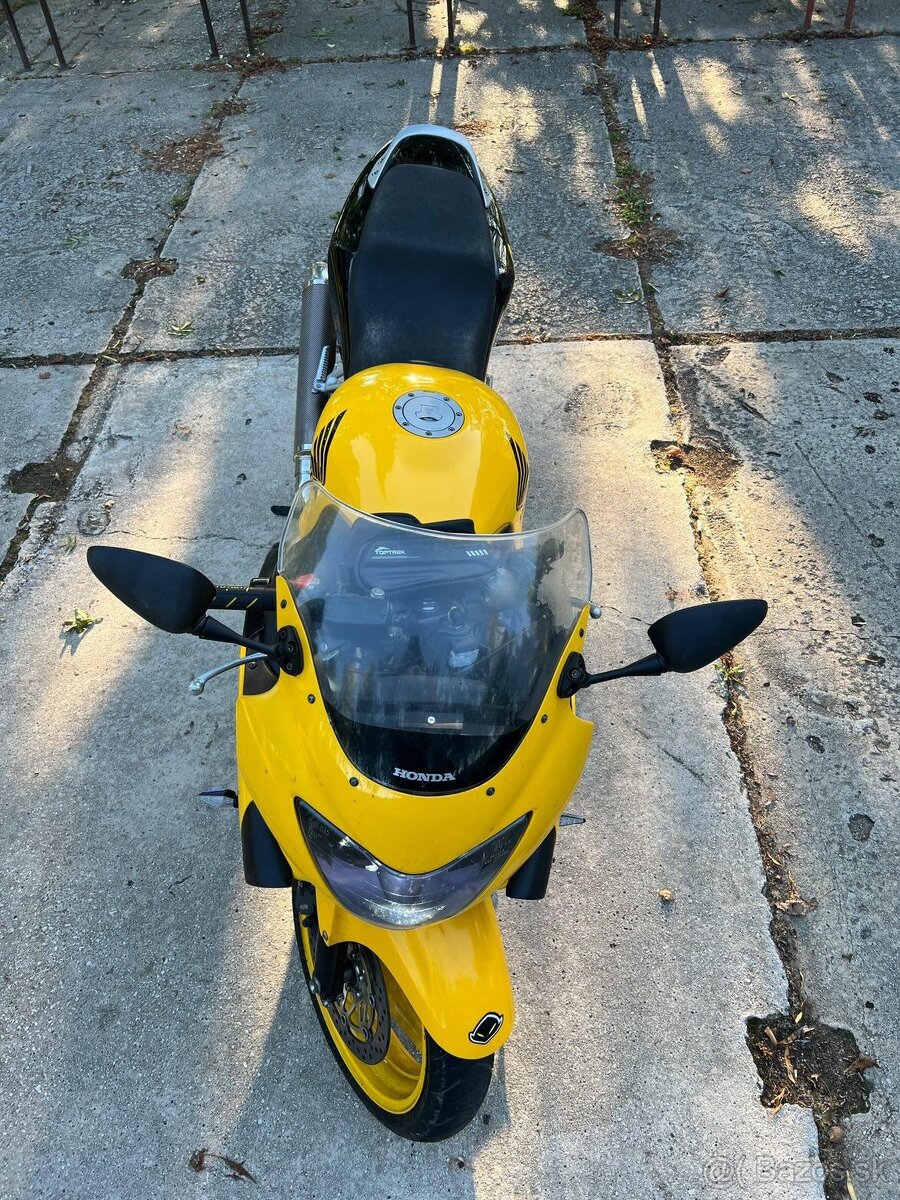 Honda CBR600 F4 (2000) – plne dokončený projekt / bez TP - 5