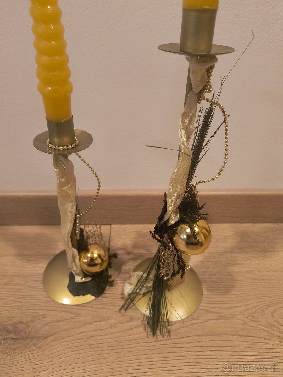 Zlaté kovové svietniky - 5