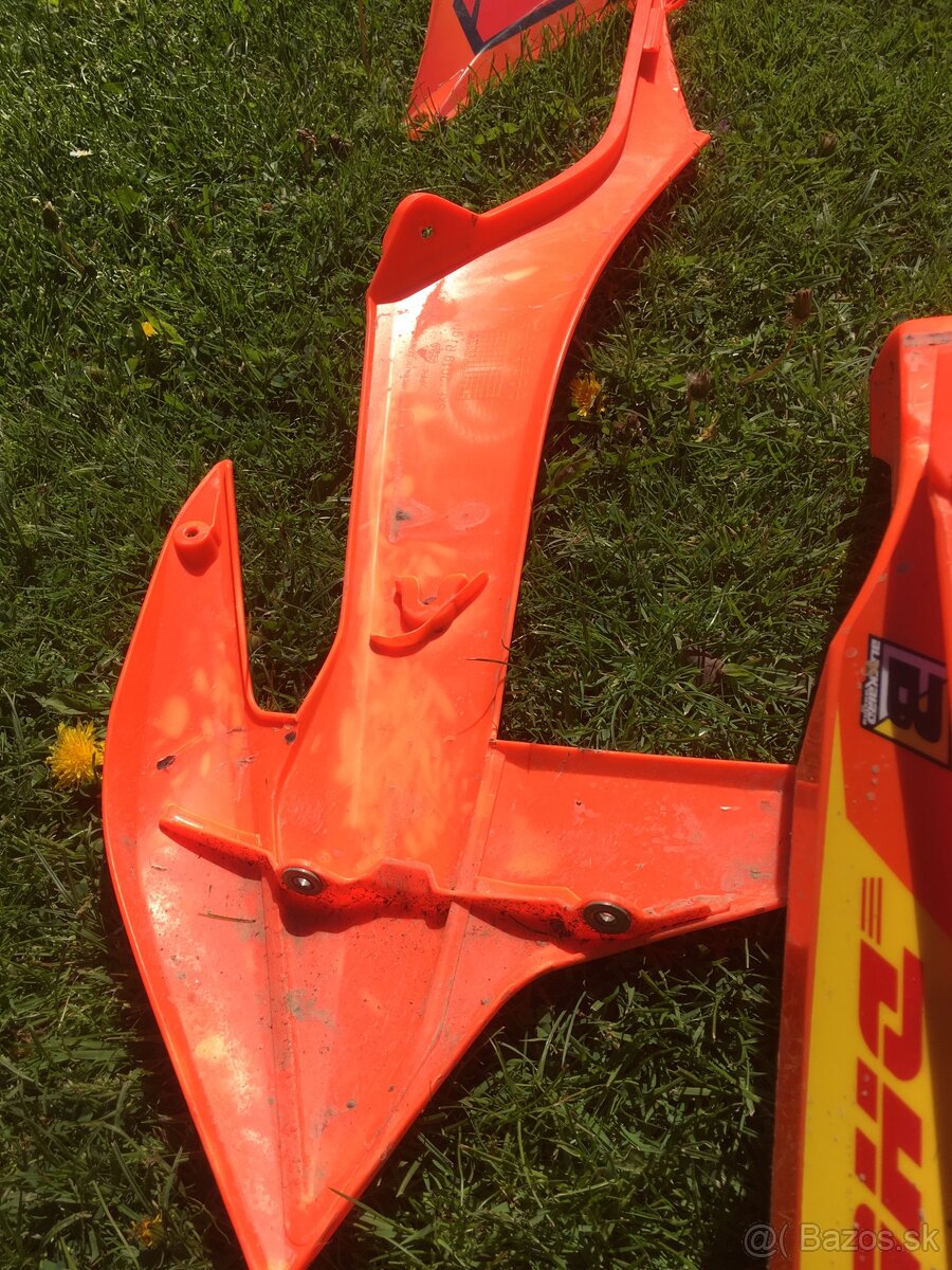 Ktm plasty