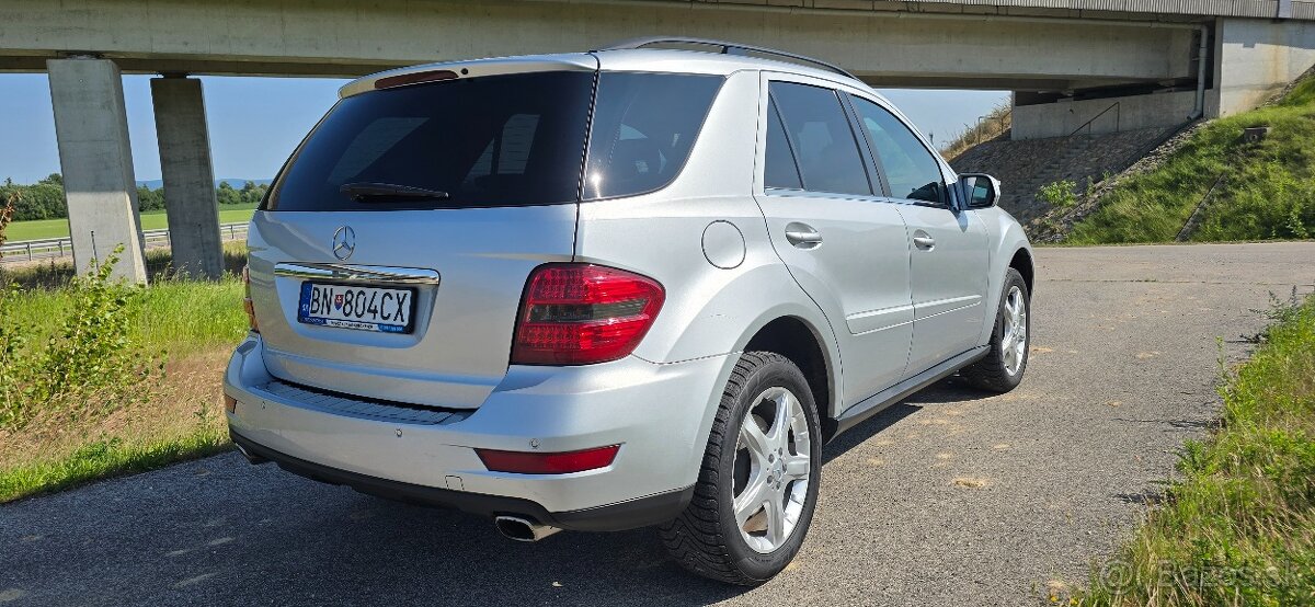 Mercedes Benz ML320CDI 4Matic automat - 5