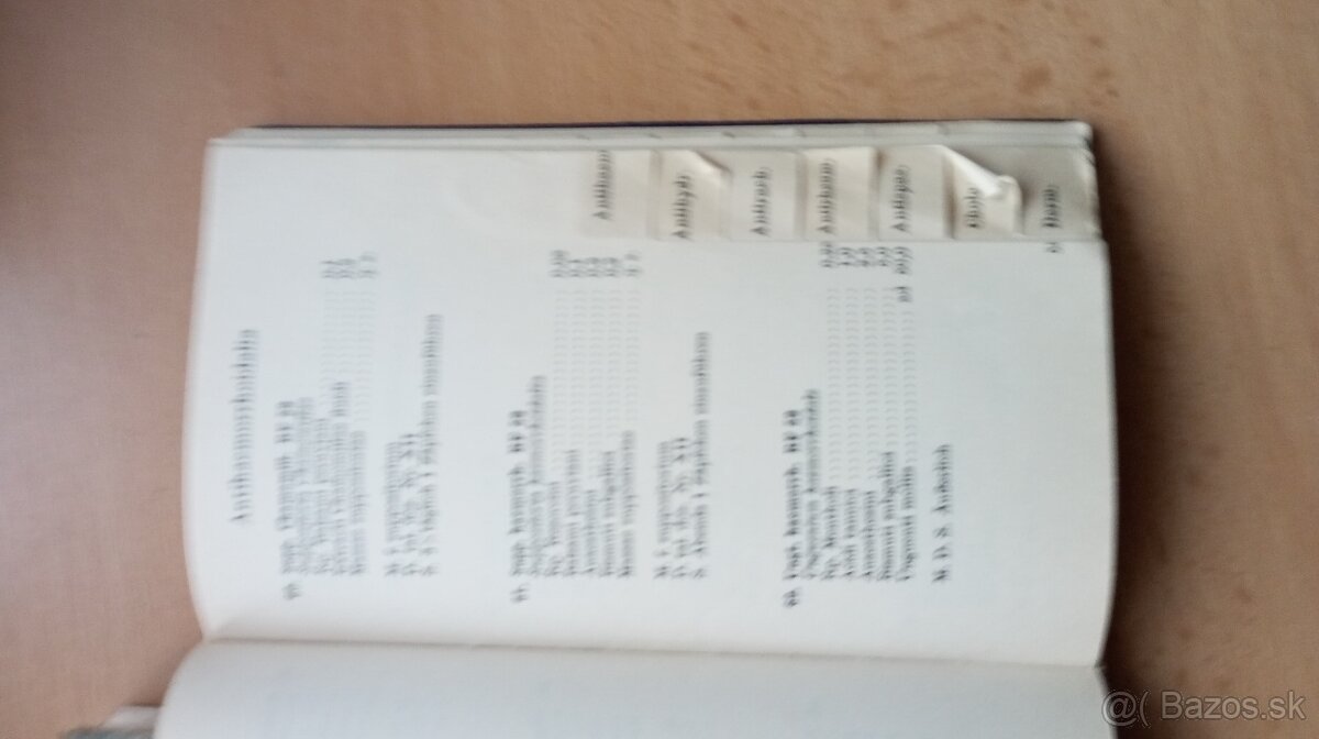 Knihy z lekárskeho prostredia o liekoch. - 5