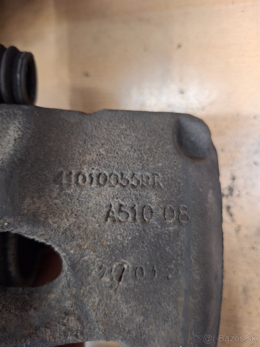 Renault Master - Brzdový strmeň - 5