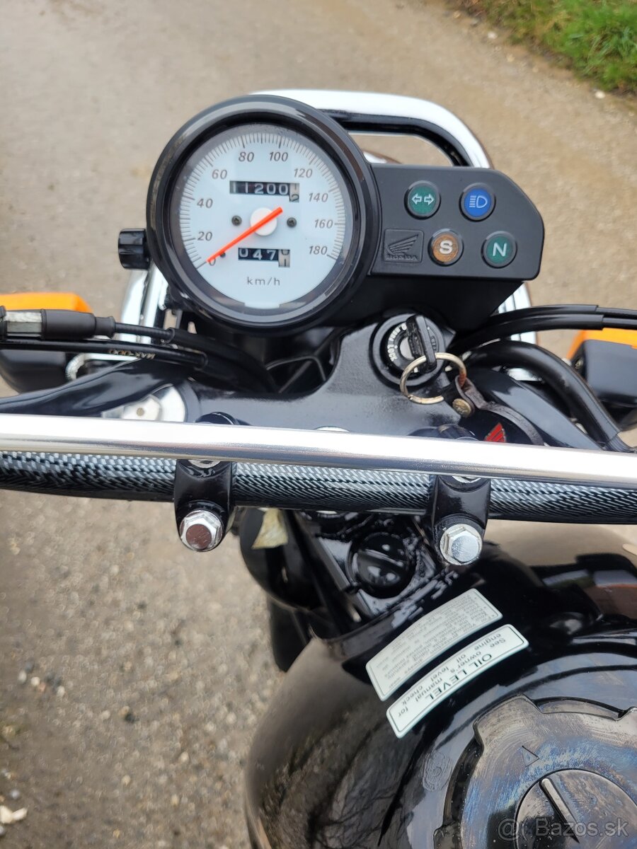 Honda SLR 650, el.štartér, len 11.200 km, TOP STAV