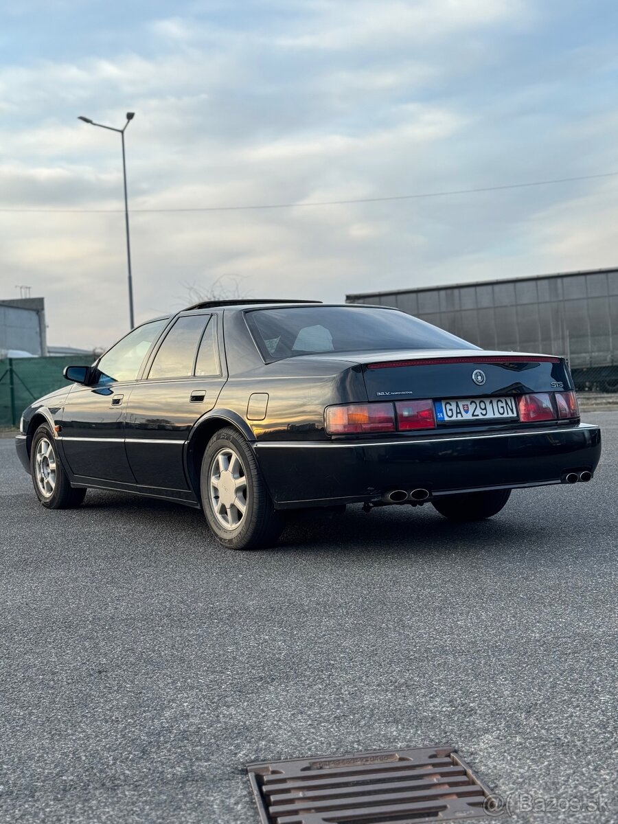 Cadillac seville STS - 5