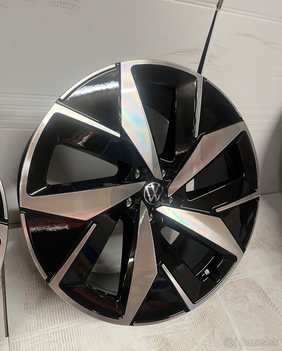 NOVÁ ORIGINÁLNÍ ALU SADA VW ID4 R20 - 5