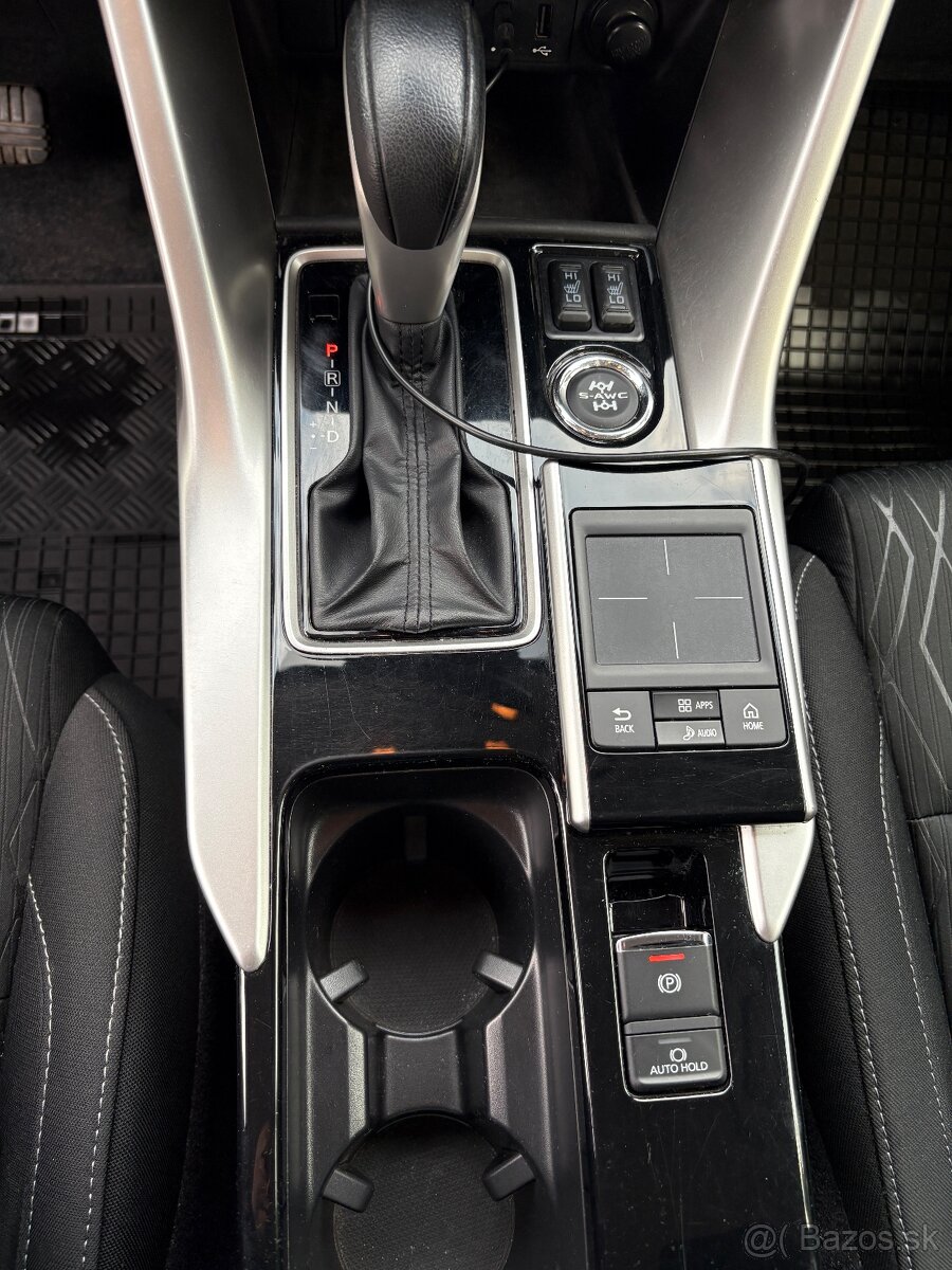 Mitsubushi Eclipse Cross 120kw 4x4 automat 8stupňový - 5