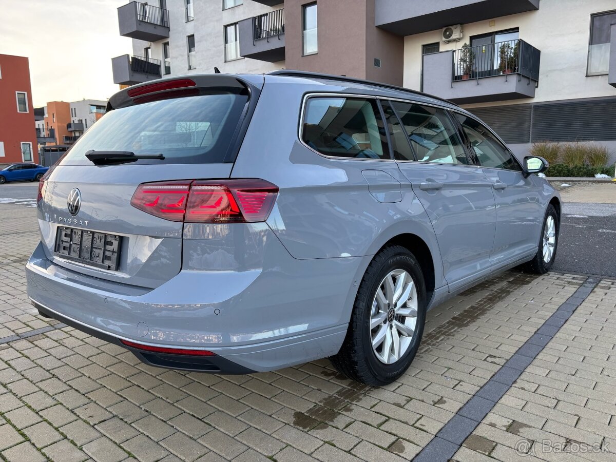 Volkswagen Passat Variant 110KW EVO TDI/7AT DSG - 5