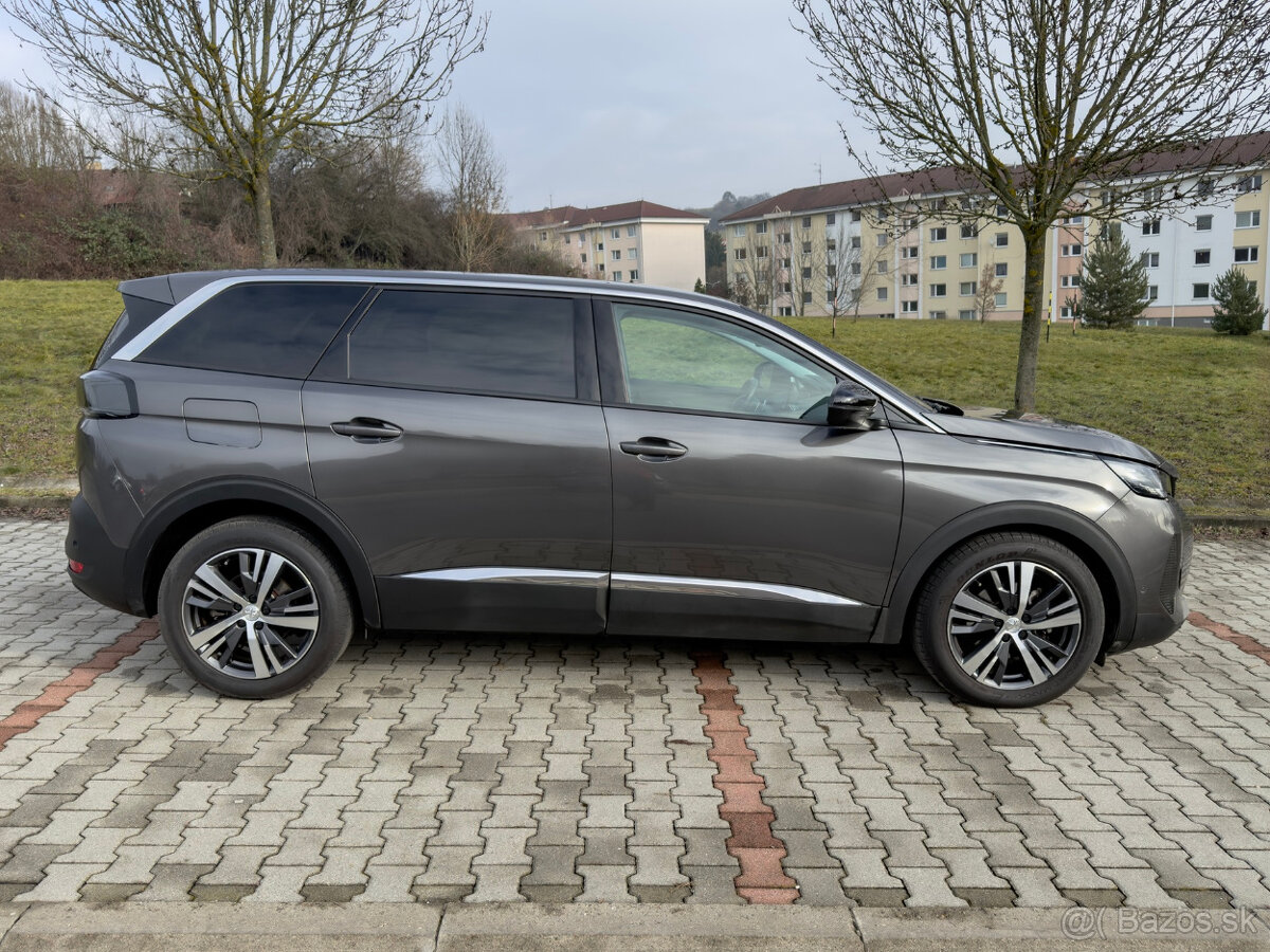 Peugeot 5008 2.0 HDi 180k • 8/2022 • 7. miestne • - 5
