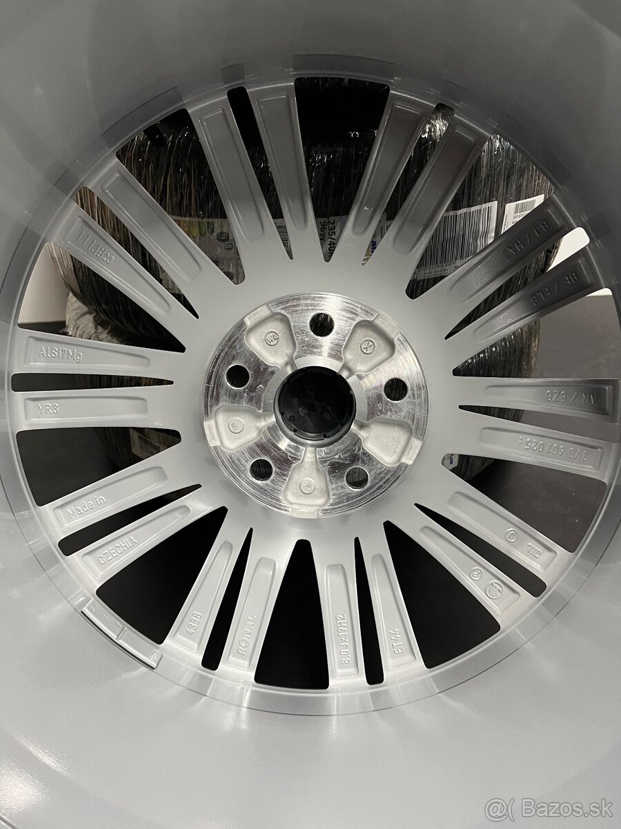 Superb R19 Nová originální zimní sada - 5