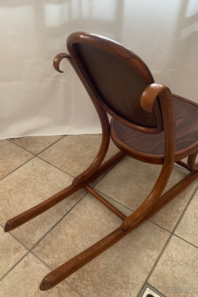 Hojdacie detské kreslo Thonet. - 5