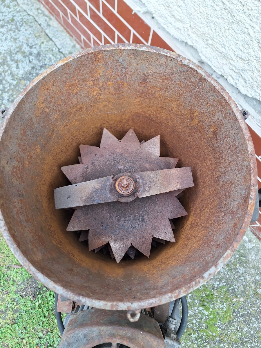 Šrotovník na ovocie - 5