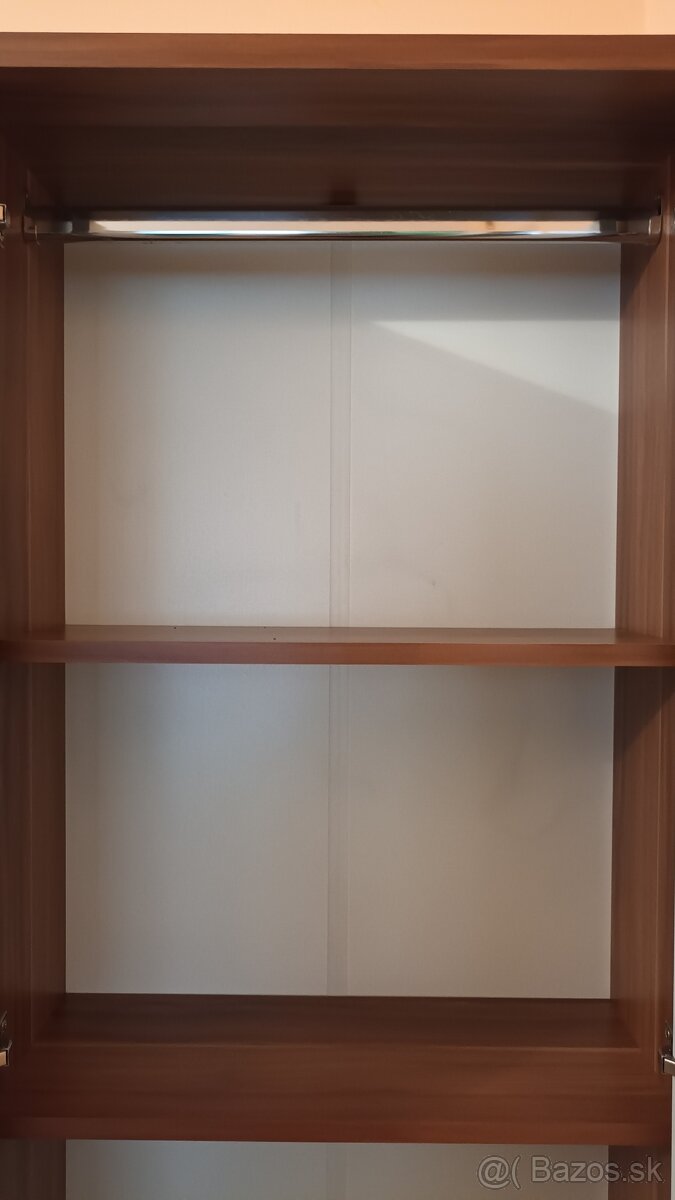 Predsienova skrina - 5