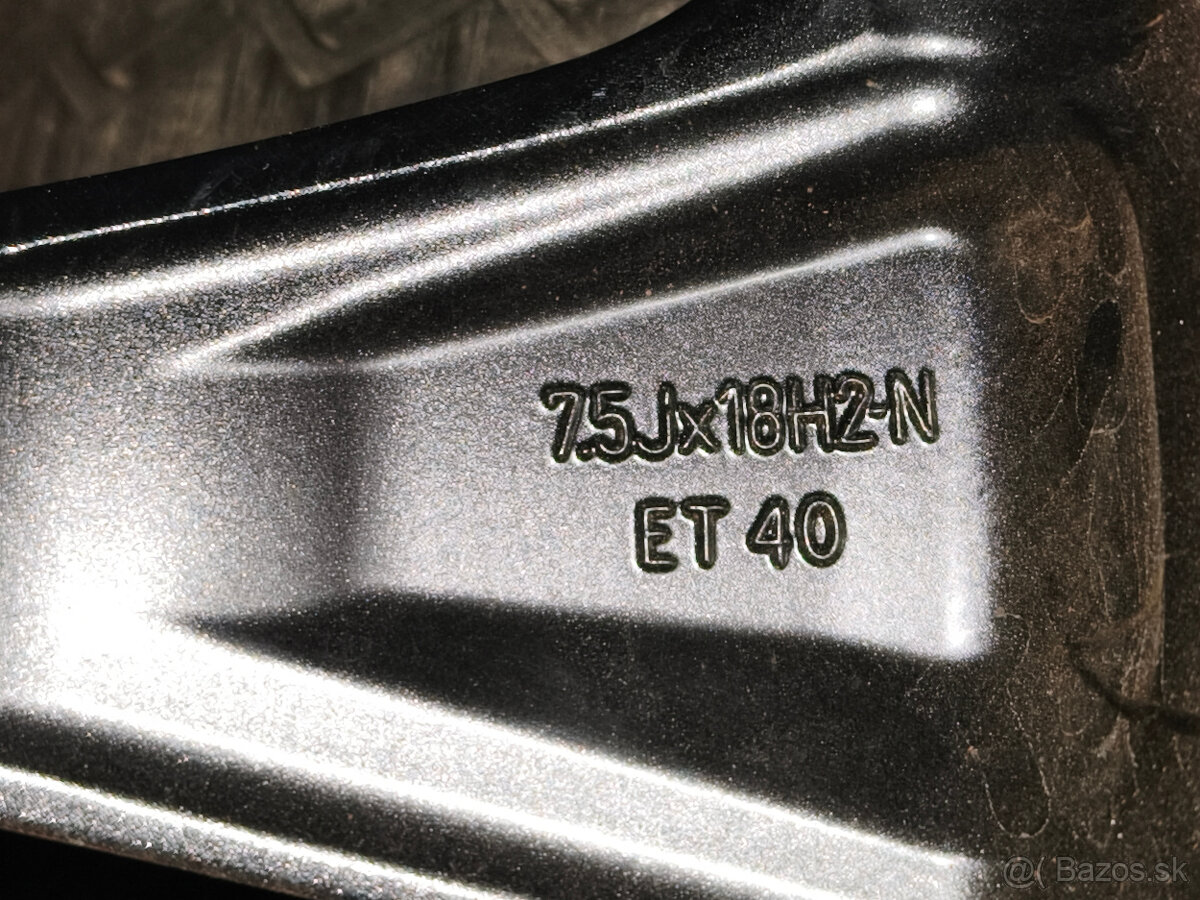 NOVÁ SADA - Mercedes C W206 - 18" letná dvojrozmer - 5