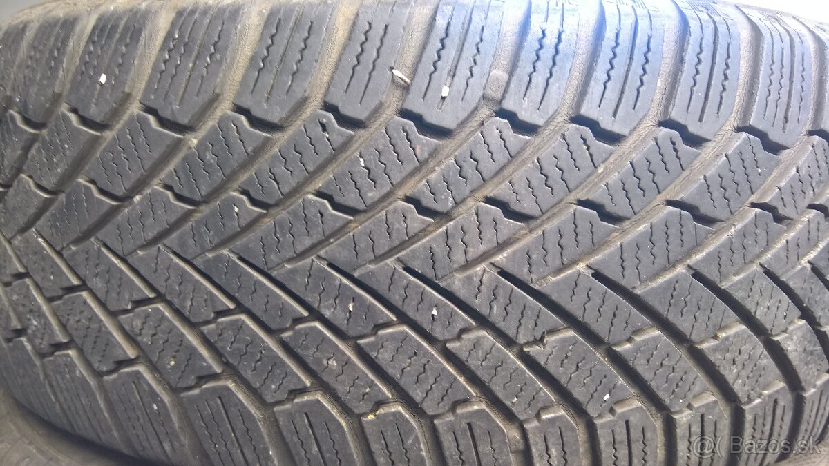 Predám zimné pneu 205 / 55 / R16 - 5